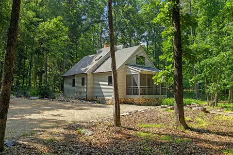 3836 Big Run Dr, Elkton, VA 22827