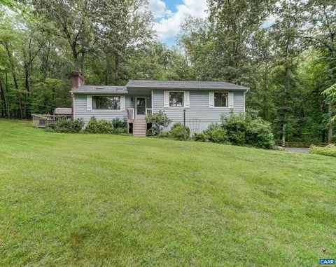 7160 Burnt Mountain Rd, Afton, VA 22920