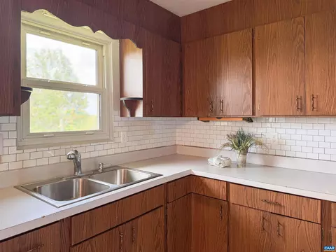 4160 Dickerson Rd, Charlottesville, VA 22911 photo 12