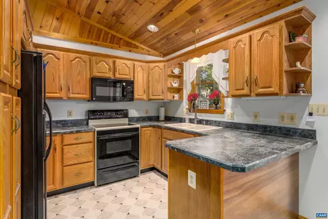 38 Edgewater Dr, Palmyra, VA 22963 photo 11