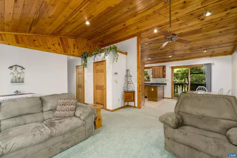 38 Edgewater Dr, Palmyra, VA 22963 photo 8