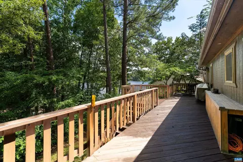 38 Edgewater Dr, Palmyra, VA 22963 photo 20