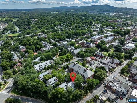203 NW Second St NW #C, Charlottesville, VA 22902 photo 33