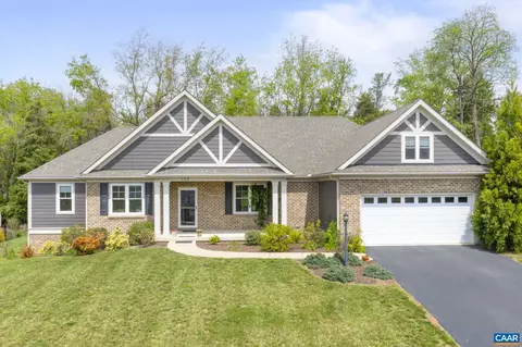 109 Stonecrest Ave, Waynesboro, VA 22980