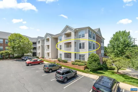 260 Riverbend Dr #3C, Charlottesville, VA 22911