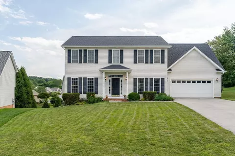 4130 Sabrina Ct, Penn Laird, VA 22846