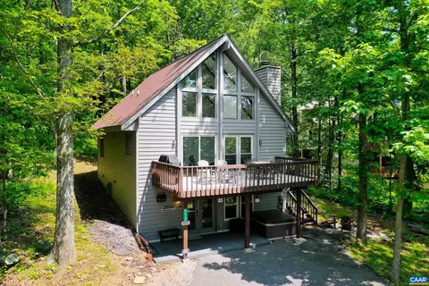 973 Laurel Springs Dr, Roseland, VA 22967