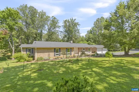 310 Gloucester Rd, Charlottesville, VA 22901