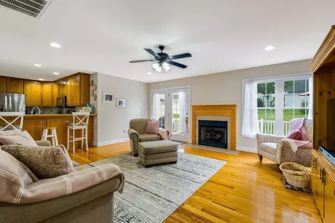 902 Waterton St, Staunton, VA 24401