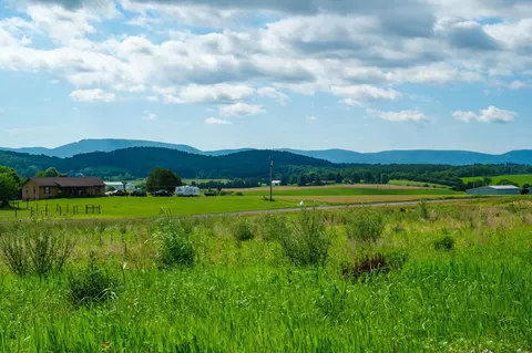 tbd Long Meadow Rd, Waynesboro, VA 22980