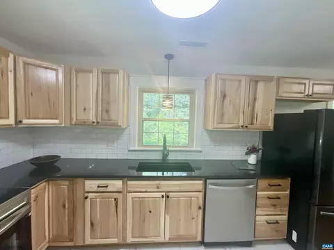 143 Lake Dr, Amherst, VA 24521 photo 8