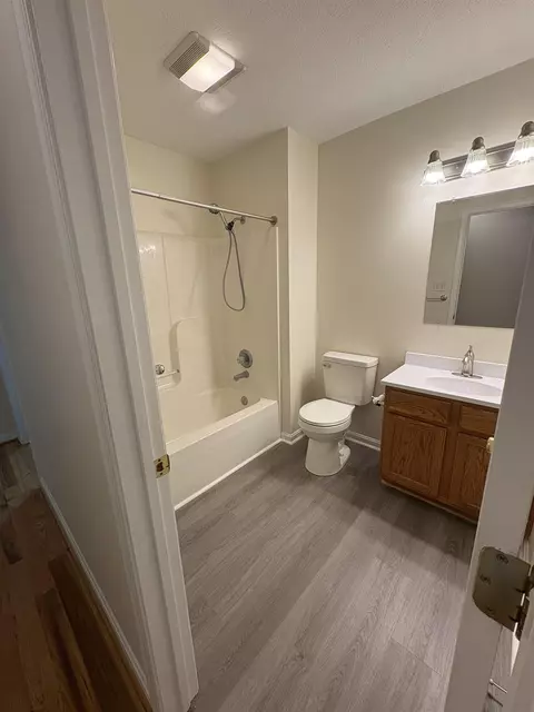 Bath - 296 Bryce Blvd, Mount Jackson, VA 22842 photo 1 of 2
