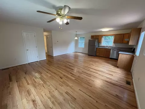 Living - 296 Bryce Blvd, Mount Jackson, VA 22842 photo 2 of 6
