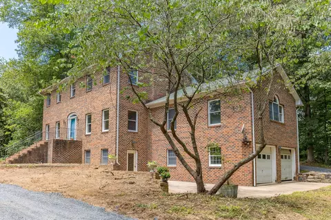 6501 Sunday Dr, Mount Crawford, VA 22841