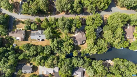 13 Laguna Rd, Palmyra, VA 22963