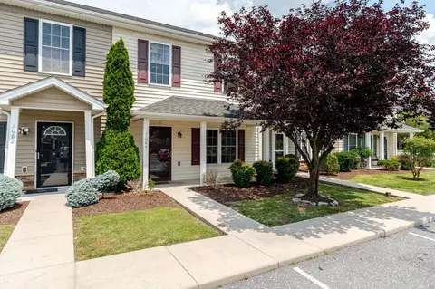 1084 Cherrybrook Dr, Harrisonburg, VA 22802