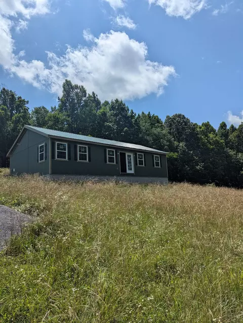 86 Walker Creek Rd, Middlebrook, VA 24459