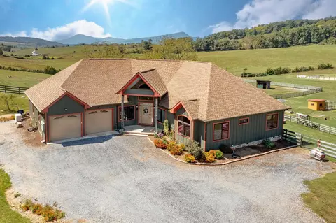 Exterior - 747 New Providence Rd, Raphine, VA 24472 photo 6 of 6