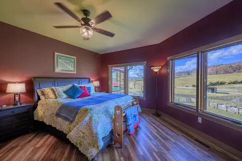 Bedroom - 747 New Providence Rd, Raphine, VA 24472 photo 2 of 2