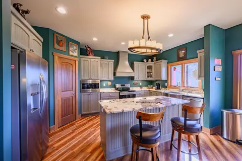 Kitchen - 747 New Providence Rd, Raphine, VA 24472 photo 1 of 3