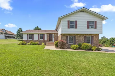 336 Hollingsworth Rd, Woodstock, VA 22664