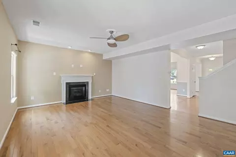 Living - 97 Robins Ct, Palmyra, VA 22963 photo 1 of 3