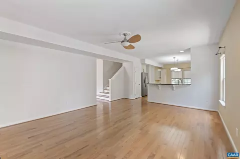 Living - 97 Robins Ct, Palmyra, VA 22963 photo 3 of 3