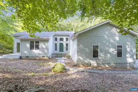 267 Jefferson Dr, Palmyra, VA 22963