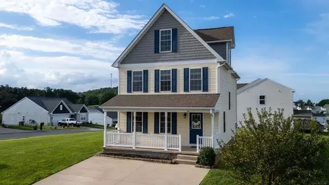 43 Upland Ct, Stuarts Draft, VA 24477 photo 3
