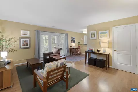 1504 Villa Ter #B, Charlottesville, VA 22903