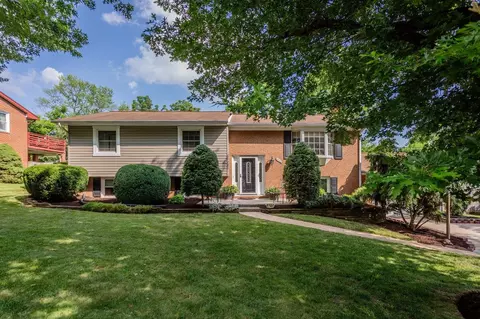 1112 Sharpes Dr, Harrisonburg, VA 22801