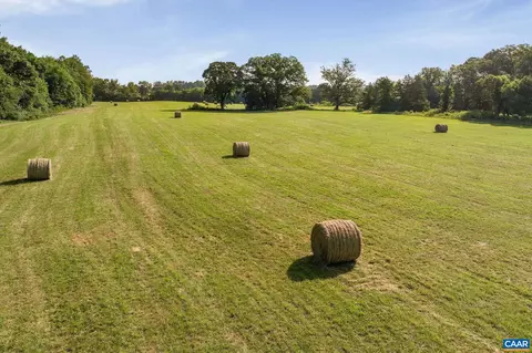 76 99 Acres Coles Rolling Rd, Scottsville, VA 24590