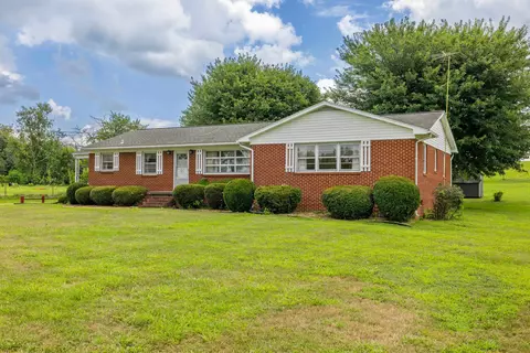 14386 Rockingham Pike, Elkton, VA 22827