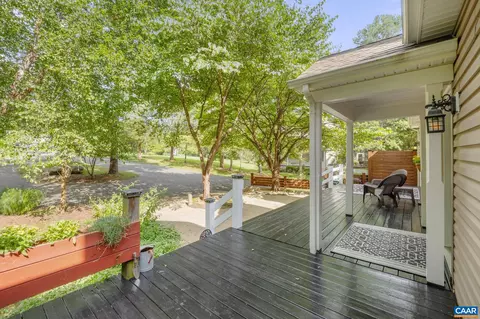 Exterior - 21 Acre Ln, Palmyra, VA 22963 photo 3 of 20