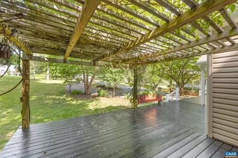 Exterior - 21 Acre Ln, Palmyra, VA 22963 photo 17 of 20