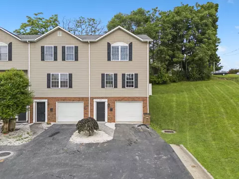 425 Maryland Ave, Shenandoah, VA 22849