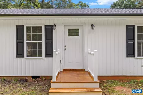 Exterior - 577 Billy B Rd, Louisa, VA 23093 photo 2 of 9