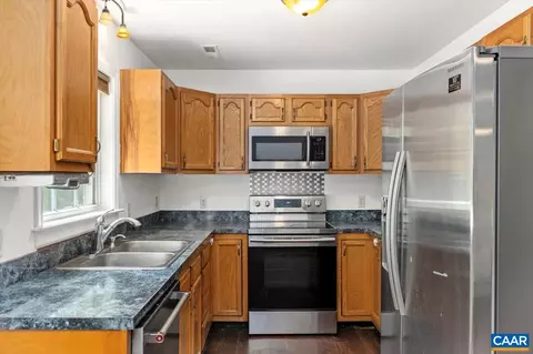 Kitchen - 577 Billy B Rd, Louisa, VA 23093 photo 1 of 3