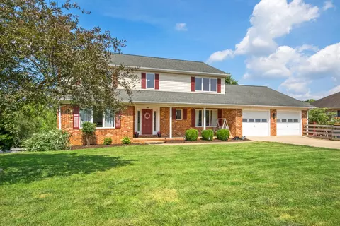 3346 White Oak Dr, Harrisonburg, VA 22801