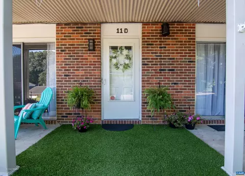 700 Rife Rd #11 D, Waynesboro, VA 22980