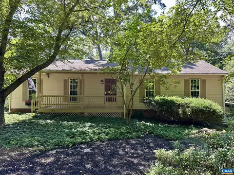 3985 William Ct, Charlottesville, VA 22901