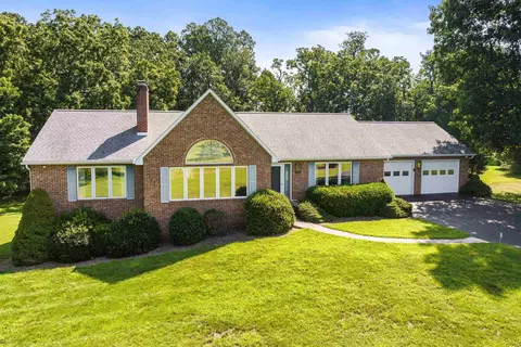 116 Taliaferro Dr, Churchville, VA 24421