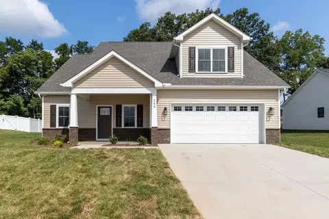 163 Lindburgh Dr, Waynesboro, VA 22980