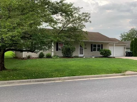 Exterior - 302 N River Rd, Bridgewater, VA 22812 photo 5 of 5