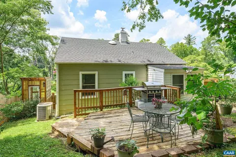 606 Mcintire Rd, Charlottesville, VA 22902