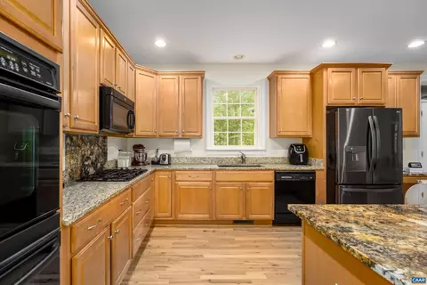 7 Cheyenne Ct, Palmyra, VA 22963 photo 10