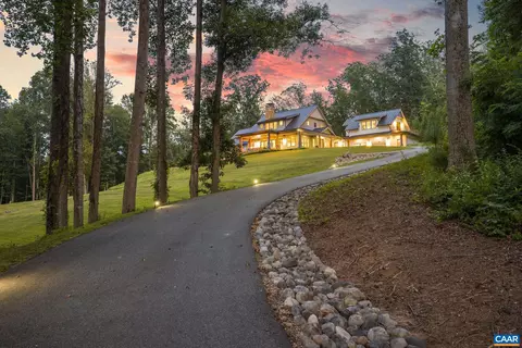 111 Falcon Dr, Charlottesville, VA 22901