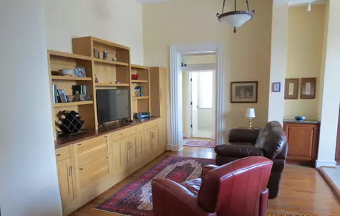 100 Village Dr #204, Staunton, VA 24401