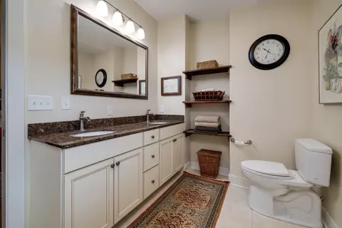 Bath - 11180 Daphna Rd, Broadway, VA 22815 photo 1 of 6
