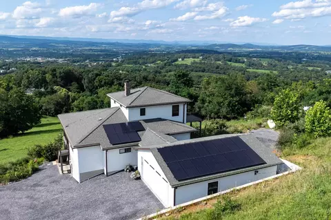 View/Area - 11180 Daphna Rd, Broadway, VA 22815 photo 1 of 10